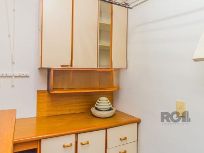 Apartamento à venda com 75m², 1 quarto, 1 suíte, 1 vaga no bairro São João em Porto Alegre - Foto 8