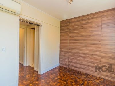 Apartamento à venda com 75m², 1 quarto, 1 suíte, 1 vaga no bairro São João em Porto Alegre - Foto 13