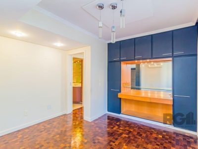 Apartamento à venda com 75m², 1 quarto, 1 suíte, 1 vaga no bairro São João em Porto Alegre - Foto 26