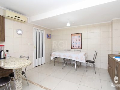 Casa à venda com 202m², 4 quartos, 1 suíte, 3 vagas no bairro Petrópolis em Porto Alegre - Foto 19