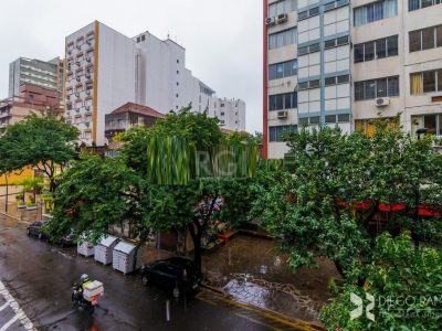 Apartamento à venda com 89m², 2 quartos no bairro Centro em Porto Alegre - Foto 22