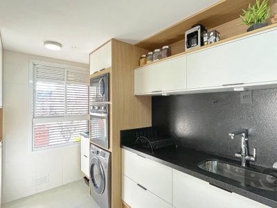 Apartamento à venda com 70m², 2 quartos, 1 suíte, 1 vaga no bairro Menino Deus em Porto Alegre - Foto 34