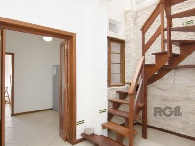 Casa à venda com 116m², 2 quartos, 2 suítes no bairro Cidade Baixa em Porto Alegre - Foto 10