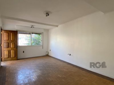 Casa à venda com 360m², 5 quartos, 1 suíte, 4 vagas no bairro Vila Ipiranga em Porto Alegre - Foto 66