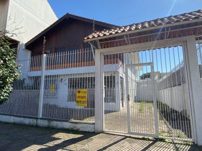 Casa à venda com 360m², 5 quartos, 1 suíte, 4 vagas no bairro Vila Ipiranga em Porto Alegre - Foto 93