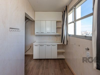 Apartamento à venda com 120m², 3 quartos, 1 suíte, 1 vaga no bairro Moinhos de Vento em Porto Alegre - Foto 5