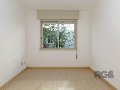 Apartamento à venda com 68m², 2 quartos no bairro Santa Cecília em Porto Alegre - Foto 2