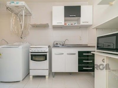 Apartamento à venda com 65m², 3 quartos, 1 suíte, 1 vaga no bairro Santo Antônio em Porto Alegre - Foto 3