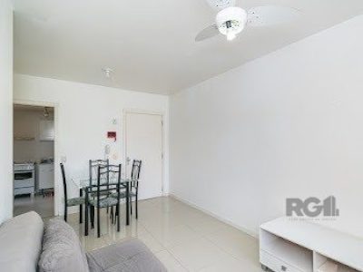 Apartamento à venda com 65m², 3 quartos, 1 suíte, 1 vaga no bairro Santo Antônio em Porto Alegre - Foto 9