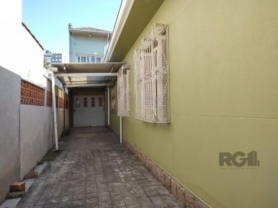 Casa à venda com 164m², 4 quartos, 3 vagas no bairro São João em Porto Alegre - Foto 4