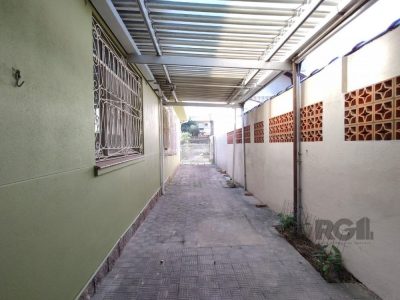 Casa à venda com 164m², 4 quartos, 3 vagas no bairro São João em Porto Alegre - Foto 5