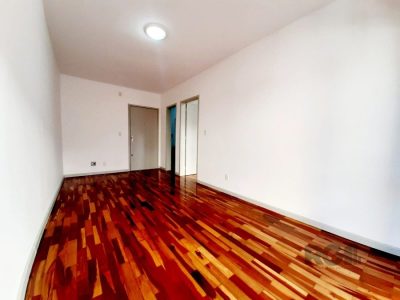 Apartamento JK à venda com 34m², 1 vaga no bairro Passo d'Areia em Porto Alegre - Foto 7