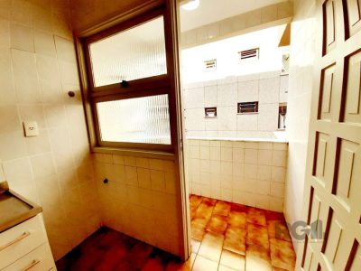 Apartamento JK à venda com 34m², 1 vaga no bairro Passo d'Areia em Porto Alegre - Foto 11