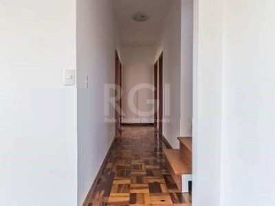 Cobertura à venda com 186m², 3 quartos, 2 vagas no bairro Três Figueiras em Porto Alegre - Foto 17