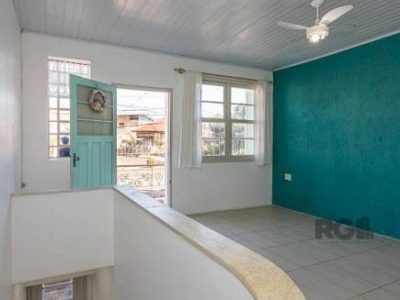 Casa à venda com 165m², 4 quartos, 2 vagas no bairro Medianeira em Porto Alegre - Foto 11