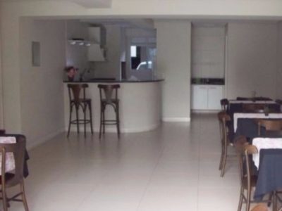 Apartamento à venda com 104m², 2 quartos, 1 suíte, 1 vaga no bairro Santana em Porto Alegre - Foto 19