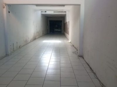 Loja à venda com 700m² no bairro Azenha em Porto Alegre - Foto 9