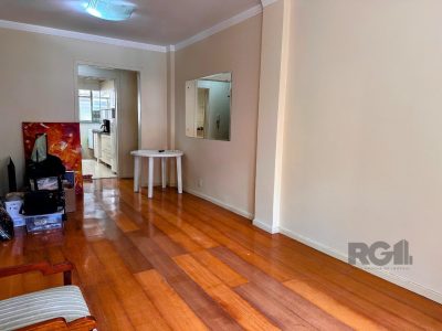 Apartamento à venda com 77m², 2 quartos, 1 vaga no bairro Petrópolis em Porto Alegre - Foto 4