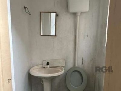 Casa à venda com 168m², 2 quartos, 1 vaga no bairro Menino Deus em Porto Alegre - Foto 4