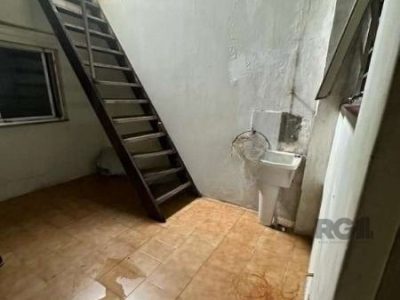 Casa à venda com 168m², 2 quartos, 1 vaga no bairro Menino Deus em Porto Alegre - Foto 11