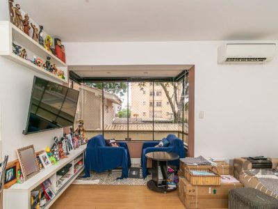 Apartamento à venda com 64m², 2 quartos, 1 suíte, 1 vaga no bairro Praia de Belas em Porto Alegre - Foto 11