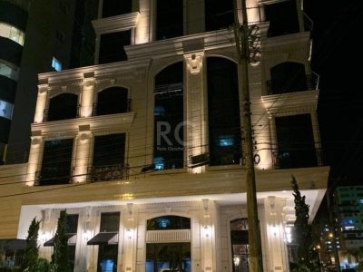 Apartamento à venda com 205m², 4 quartos, 4 suítes, 4 vagas no bairro Centro em Capão da Canoa - Foto 25