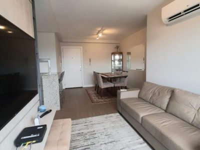 Apartamento à venda com 59m², 2 quartos, 1 suíte, 1 vaga no bairro Medianeira em Porto Alegre - Foto 6