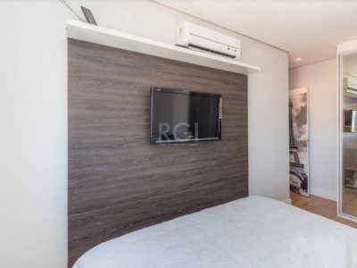 Apartamento à venda com 54m², 2 quartos, 1 vaga no bairro Passo d'Areia em Porto Alegre - Foto 4