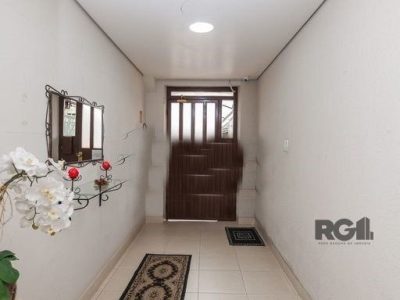 Apartamento à venda com 66m², 2 quartos no bairro Independência em Porto Alegre - Foto 2