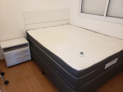 Apartamento à venda com 69m², 3 quartos, 1 suíte, 1 vaga no bairro Passo d'Areia em Porto Alegre - Foto 13