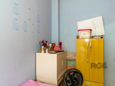 Casa à venda com 150m², 3 quartos, 1 suíte, 2 vagas no bairro Chácara das Pedras em Porto Alegre - Foto 33