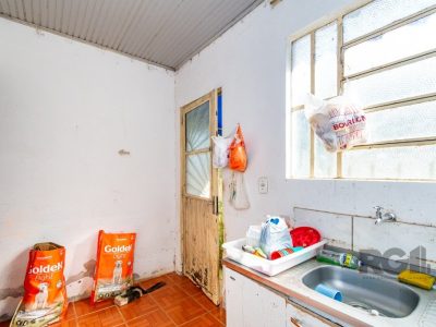 Casa à venda com 150m², 3 quartos, 1 suíte, 2 vagas no bairro Chácara das Pedras em Porto Alegre - Foto 36