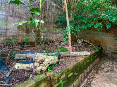 Casa à venda com 150m², 3 quartos, 1 suíte, 2 vagas no bairro Chácara das Pedras em Porto Alegre - Foto 43