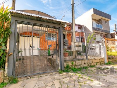 Casa à venda com 150m², 3 quartos, 1 suíte, 2 vagas no bairro Chácara das Pedras em Porto Alegre - Foto 47