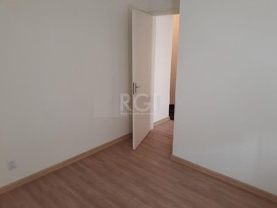 Apartamento à venda com 79m², 2 quartos no bairro Petrópolis em Porto Alegre - Foto 2