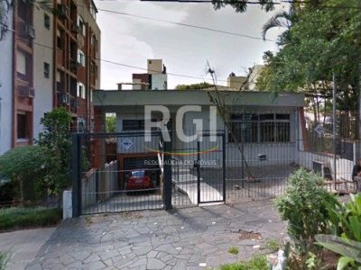 Casa à venda com 250m², 3 quartos, 2 vagas no bairro Petrópolis em Porto Alegre - Foto 16