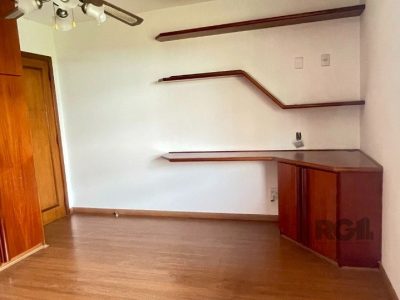 Casa à venda com 381m², 3 quartos, 1 suíte, 2 vagas no bairro Boa Vista em Porto Alegre - Foto 30