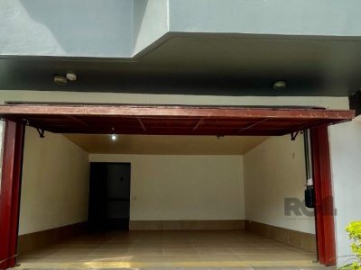 Casa à venda com 381m², 3 quartos, 1 suíte, 2 vagas no bairro Boa Vista em Porto Alegre - Foto 5