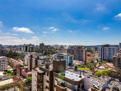 Cobertura à venda com 220m², 3 quartos, 1 suíte, 2 vagas no bairro Menino Deus em Porto Alegre - Foto 6