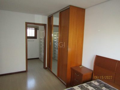 Cobertura à venda com 230m², 3 quartos, 1 suíte, 2 vagas no bairro Bela Vista em Porto Alegre - Foto 12