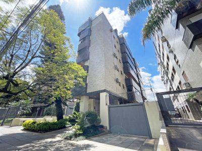 Apartamento à venda com 132m², 3 quartos, 1 suíte, 1 vaga no bairro Petrópolis em Porto Alegre - Foto 2