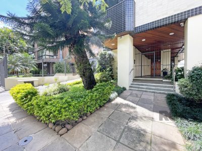 Apartamento à venda com 132m², 3 quartos, 1 suíte, 1 vaga no bairro Petrópolis em Porto Alegre - Foto 3