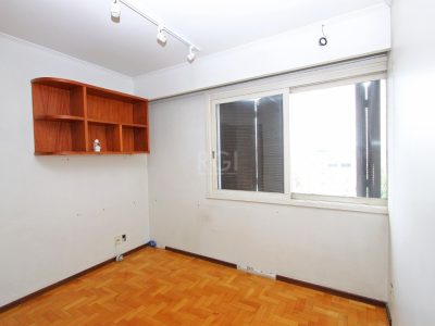 Apartamento à venda com 153m², 3 quartos, 2 suítes, 2 vagas no bairro Auxiliadora em Porto Alegre - Foto 7