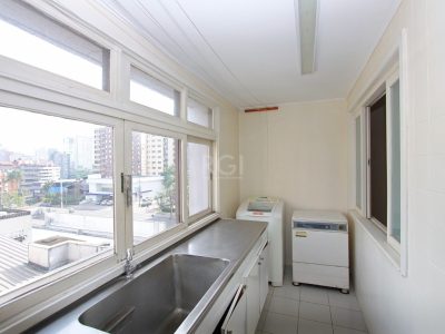 Apartamento à venda com 153m², 3 quartos, 2 suítes, 2 vagas no bairro Auxiliadora em Porto Alegre - Foto 30