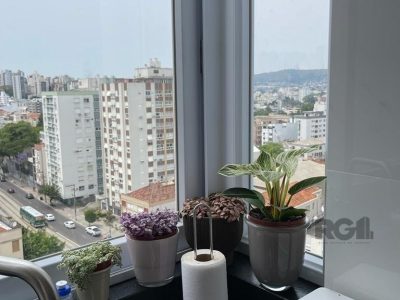 Apartamento à venda com 110m², 2 quartos, 1 suíte no bairro Rio Branco em Porto Alegre - Foto 7