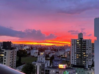 Apartamento à venda com 110m², 2 quartos, 1 suíte no bairro Rio Branco em Porto Alegre - Foto 14