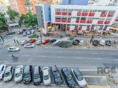 Apartamento à venda com 144m², 3 quartos, 1 suíte, 2 vagas no bairro Moinhos de Vento em Porto Alegre - Foto 28