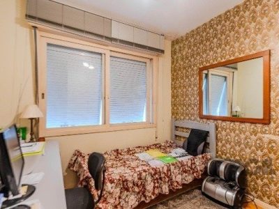 Apartamento à venda com 144m², 3 quartos, 1 suíte, 2 vagas no bairro Moinhos de Vento em Porto Alegre - Foto 16