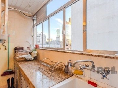 Apartamento à venda com 144m², 3 quartos, 1 suíte, 2 vagas no bairro Moinhos de Vento em Porto Alegre - Foto 13