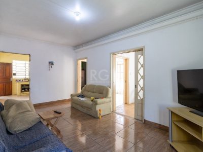 Casa à venda com 522m², 4 quartos, 3 vagas no bairro Menino Deus em Porto Alegre - Foto 8